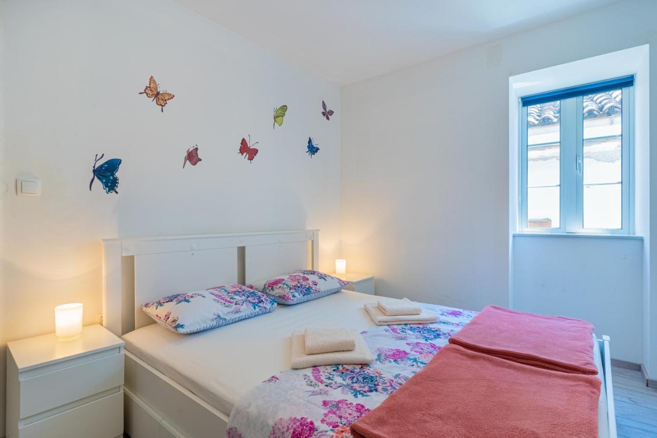 Apartman Antonija Cres Eksteriør bilde
